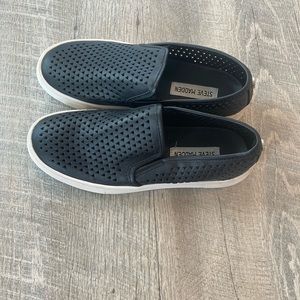 Size 5.5 black Steve madden shoes